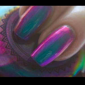 POP Polish Slick Like That Nail Polish Quick Dryt with Sifting Oil Slick 360 DuoChrome Mirror MultiChrome image 5