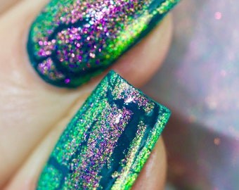 POP Opalescent Pink to Green with Blue and Violet Iridescent Multi Chrome Crackle Topper