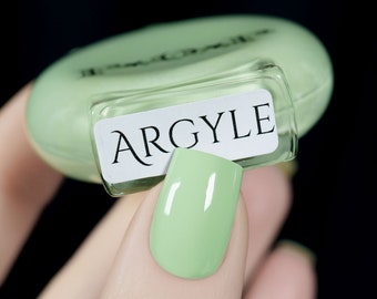 P.O.P Argyle From The 2024 Sweater Weather Collection Green Sage Pastel Cream Nail Polish Lacquer Varnish Indie Water Marble Stamping