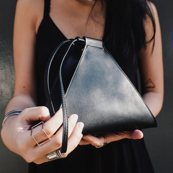 Black Leather Clutch, Geometric Clutch, Geometric Purse,Triangle Clutch, Pyramid Leather Clutch, Vegan Leather, Vegan Black, Clutch