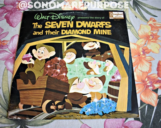 Walt Disney Presents The Story Of The Seven Dwarfs And Their Diamond Mine DQ-1297, Vintage Record, Children's Record, Kids Record,Disneyland