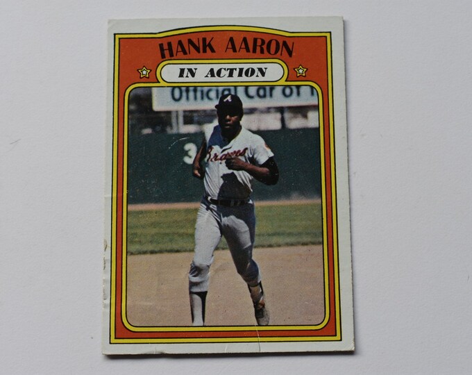 1972 Topps #300 Hank Aaron In Action Atlanta Braves Baseball Card, Atlanta Braves Baseball, Major League Baseball, Sports Trading Card