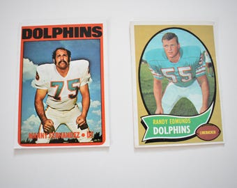 Vintage 1970's Lot of 2 Misc Topps Miami Dolphins Football Trading Cards, See pictures for Players, National Football League, Football