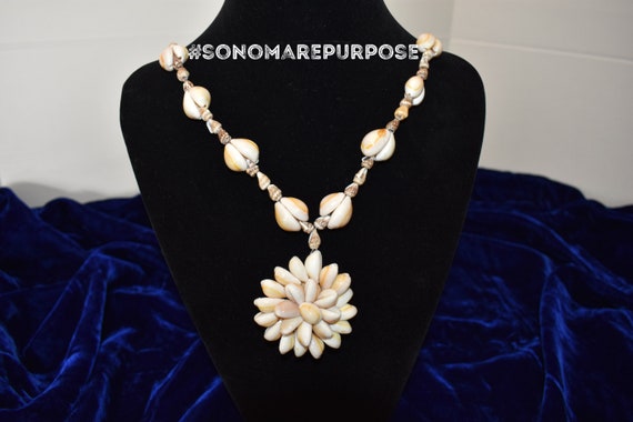 Vintage Polynesian White Brown Pendant Sea Shell N