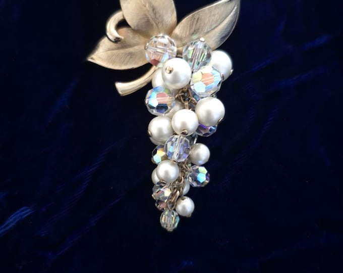 Vintage Pearl and AB Crystal Grape Cluster Brooch, Aurora Borealis crystals, 1950-60's, Brooch, Vintage Pin, Flex Motion, Mid Century