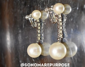 Vintage Richelieu Large White Faux Pearl/Crystal Drop Earrings Screw Clip Backs,Clip On,Vintage 1960's earrings,Richelieu Jewelry,Richelieu