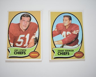 Lot of 2 Vintage 1970 Jim Lynch & Johnny Robinson Topps Football Trading Card Kansas City Chiefs National Football League, Football Cards