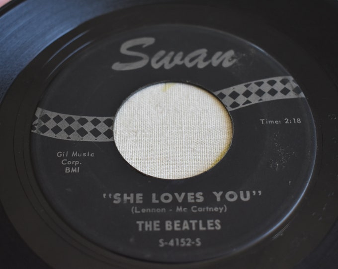 Vintage 1964, THE BEATLES - She Loves You / I'll Get You - Vinyl 45rpm Swan S-4152-S RARE Rock and Roll, The Beatles 1960's Single 45 rpm