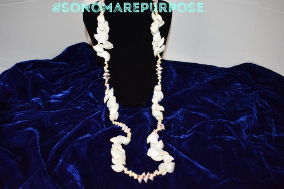 Vintage Polynesian White Sea Shell Necklace 48", V