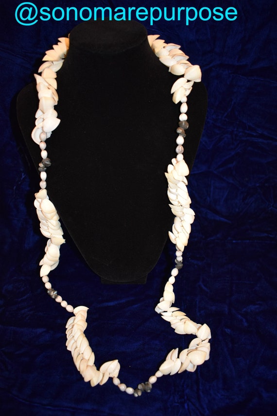 Vintage Polynesian Sea Shell 40" Necklace, Vintage