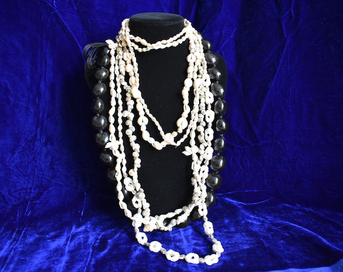 Misc Lot of Vintage Polynesian Sea Shell Necklaces, Vintage Handmade Necklace, Tiki Necklace,Shell Necklace,Vintage Sea Shells,Tiki Necklace