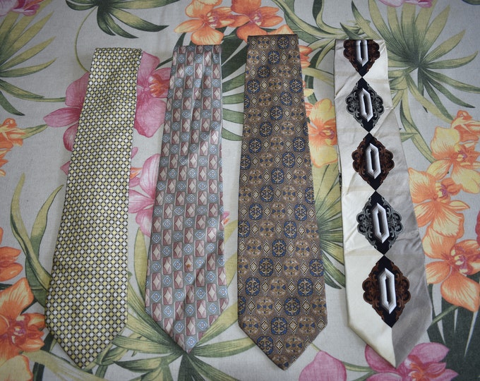 Lot of 4 Italian Designer Silk Men's Neck Ties, Silk Mens Neck Ties, Giorgio Brutini, Valentino, Veronese, Emilio Pucci