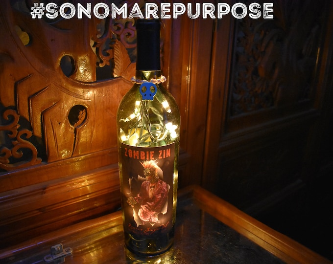 Zombie Zin Wine Bottle Light (White lights)Halloween,Halloween Lights, Halloween Party, Skull Lamp, Skull Light, Zombie Bar Light, Bar Light