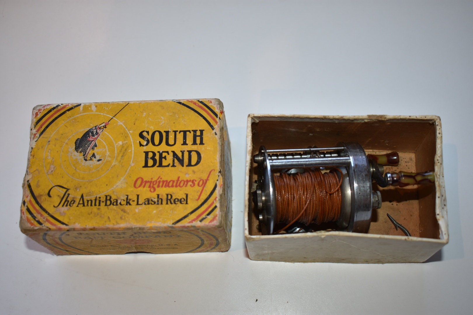 Moulinet de pêche à enroulement South Bend n° 400