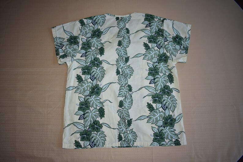 Womens XS Vintage Uniforms of Hawaii Lightweight Floral Hawaiian Shirt w/Pockets, XS Shirt,Tiki Party,Tiki Time, Island Wear, Tropical Shirt image 5