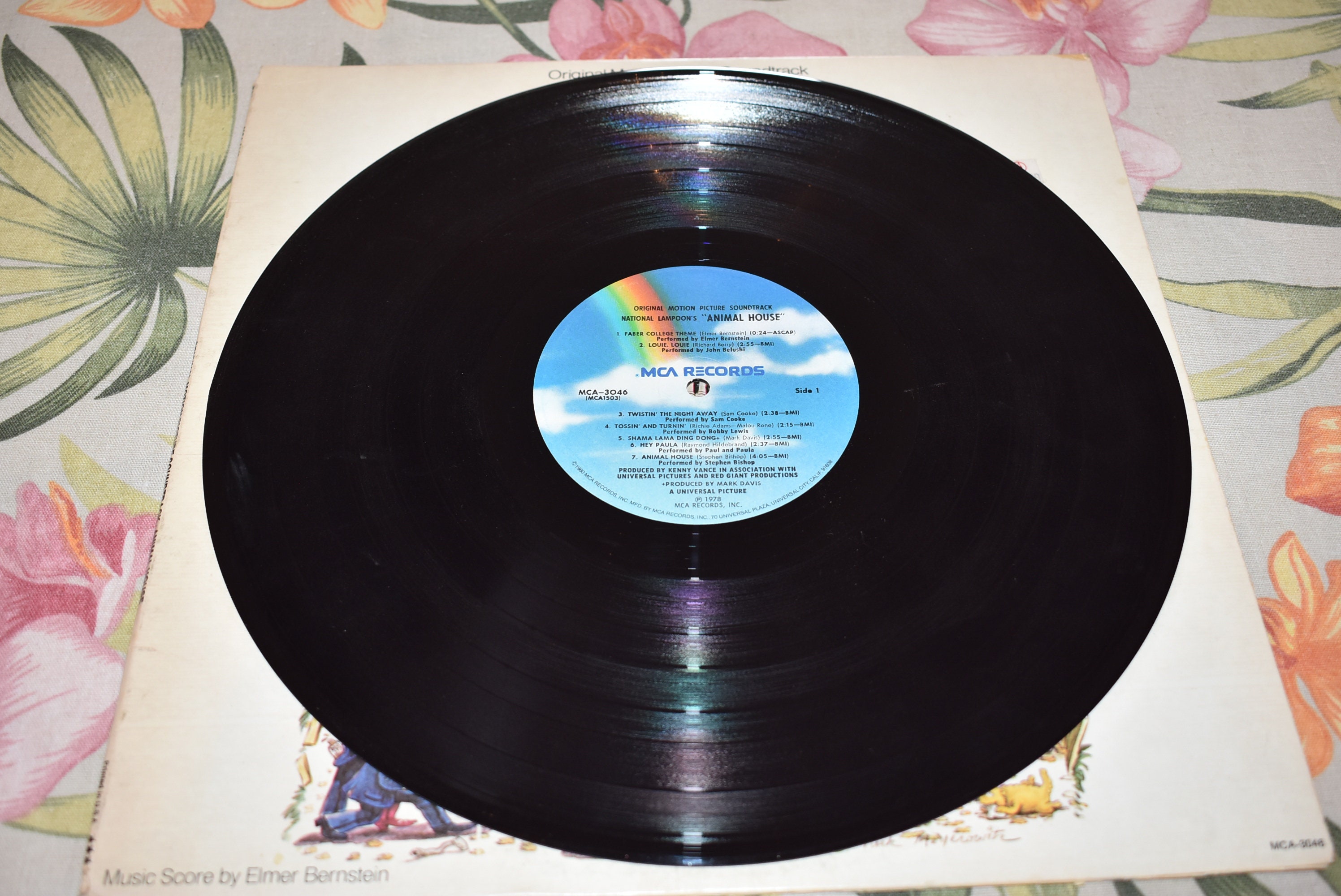 National Lampoon's Animal House Soundtrack Vinyl LP Record (1978 MCA 3046), John Belushi, Donald Sutherland, Tim Matheson, Harold Ramis National Lampoon's Animal House Soundtrack Vinyl LP Record (1978 MCA 3046), John Belushi, Donald Sutherland, Tim Matheson, Harold Ramis