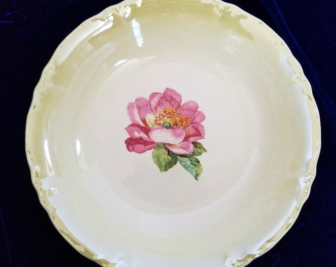 Vintage luster glaze green rose bowl collectible, Bowl Decor, Looks to be made in the USA, Rose Decor, Rose Bowl, Luster Glaze Bowl, Serving
