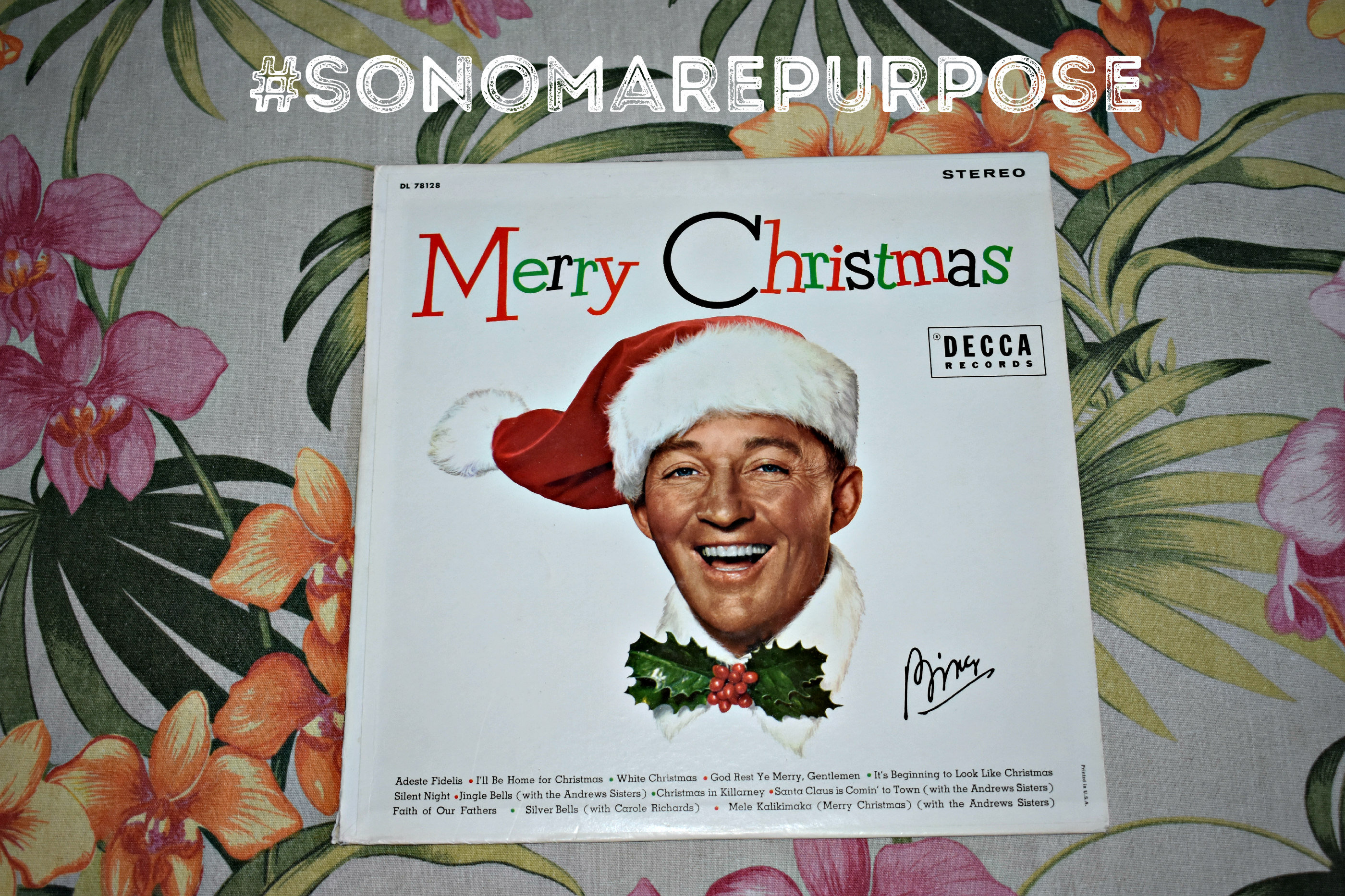 Vintage Original Bing Crosby Merry Christmas Vinyl Record DL