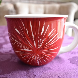 Starbucks Coffee Tea Holiday Cup Mug Red with White Burst/Flower 14 oz., Retired Starbucks Coffee Mug, Starbucks Label, Starbucks