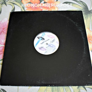 Gloria Gaynor Bullseye Chain Of Whispers Soul Funk NM 12&quot; 1984 SILVER BLUE, Vintage Record, Vintage 1980s, Disco Era, Vintage Disco Record