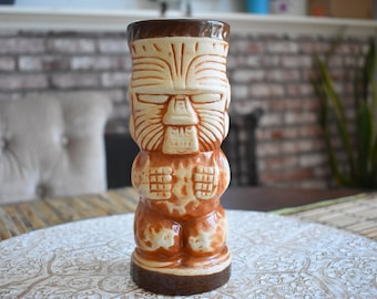 Vintage TRADER DICK'S Tiki Mug, John Ascuaga's Nugget Reno, Mid Century Tiki, Tiki Culture, Tiki Time, Tiki Party, Hawaii Mug, Hawaiian Mug