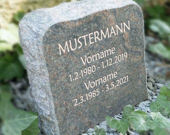 Grave marker, upright, 25 cm, made of granite - individually engraved, as a gravestone, memorial stone, inscription plaque with broken edges, rustic