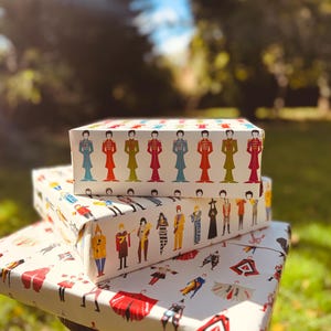 David Bowie Gift Wrap Sheet, Set of 3, 50 x 70cm size, Rolled wrapping sheets. Christmas Wrapping, Bowie Gifts, music themed gift wrap