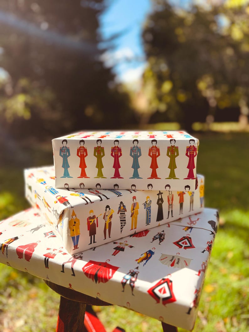 David Bowie Gift Wrap Sheet, Set of 3, 50 x 70cm size, Rolled wrapping sheets. Christmas Wrapping, Bowie Gifts, music themed gift wrap