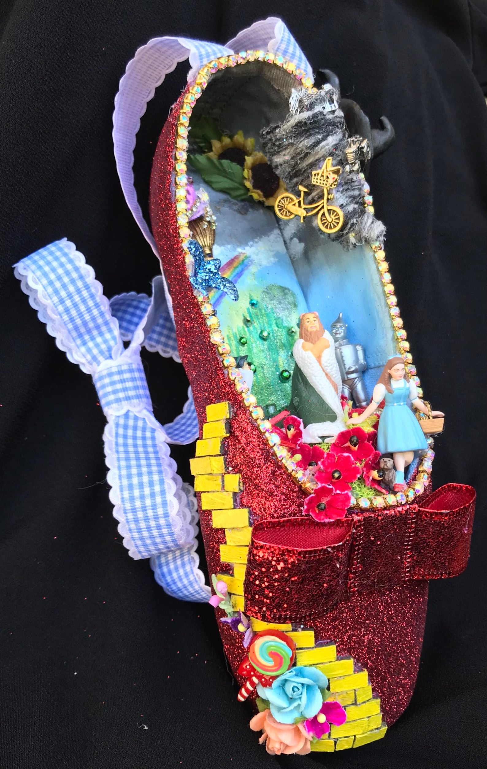 cusomized decorated pointe shoe for nutcracker and yagp or other ballet or theater performances etc..