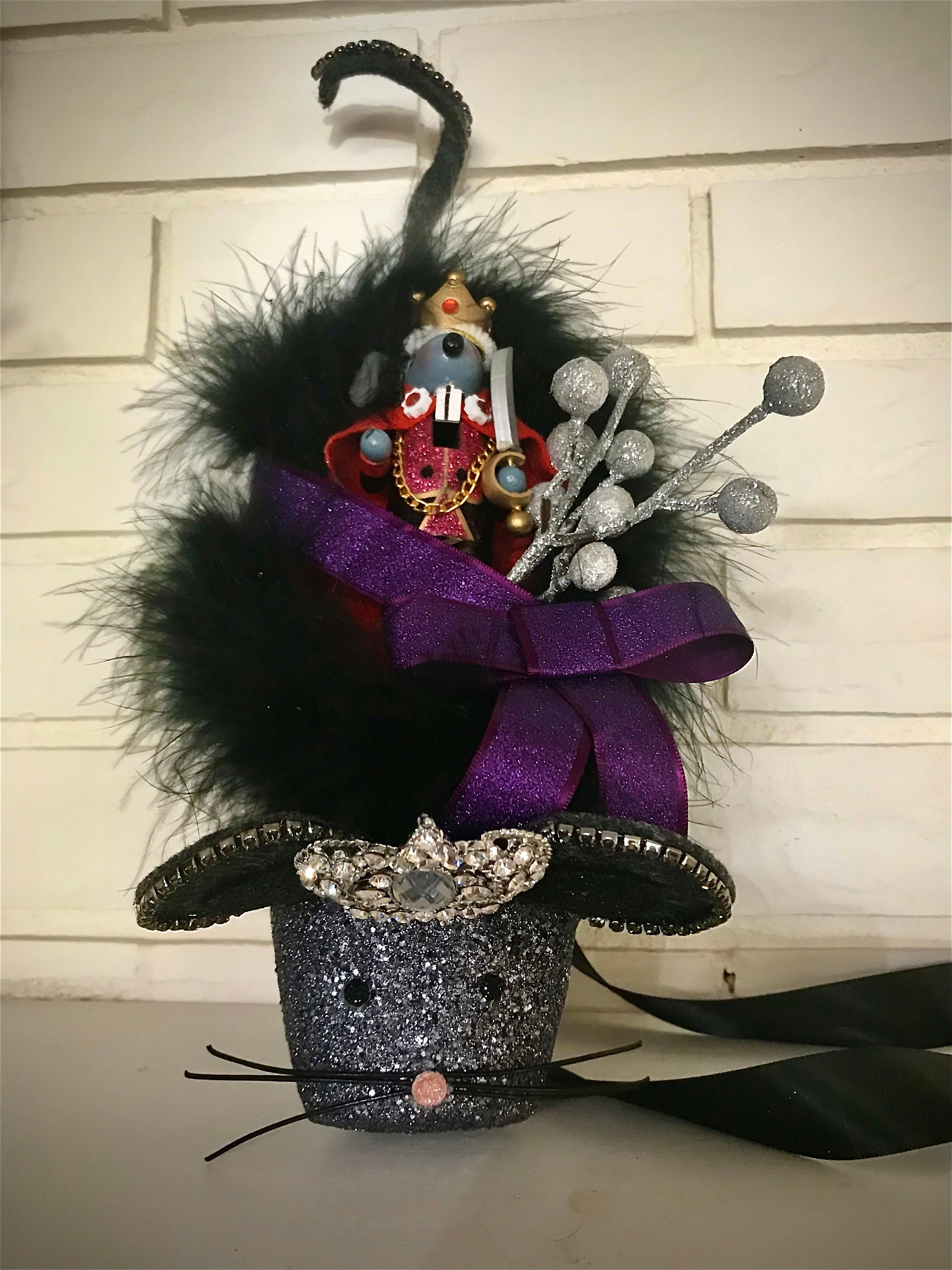 Nutcracker Mouse Queen/King Decorated Pointe Shoe