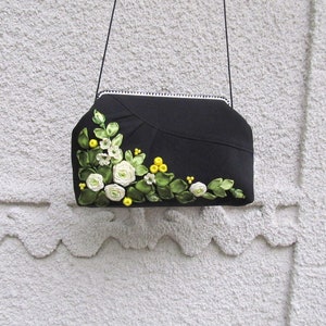 To order. Kiss lock black purse, embroidered evening bag, small black clutch,black floral purse, small black bag, ribbon embroidered  bag