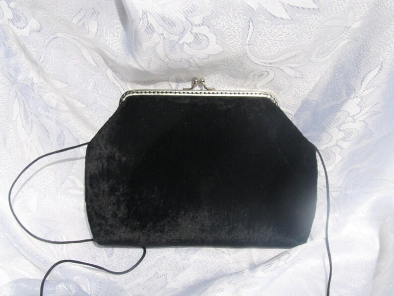 Velvet Black Evening Bag Kiss Lock Velvet Purse Embroidered - Etsy
