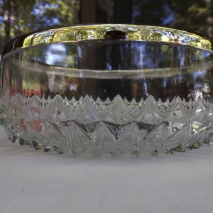 sale 8&quot; English Delightful Chrystal bowl with silver plated trim.Rare. Made in England (marked on the trim) Mint condition. Gift