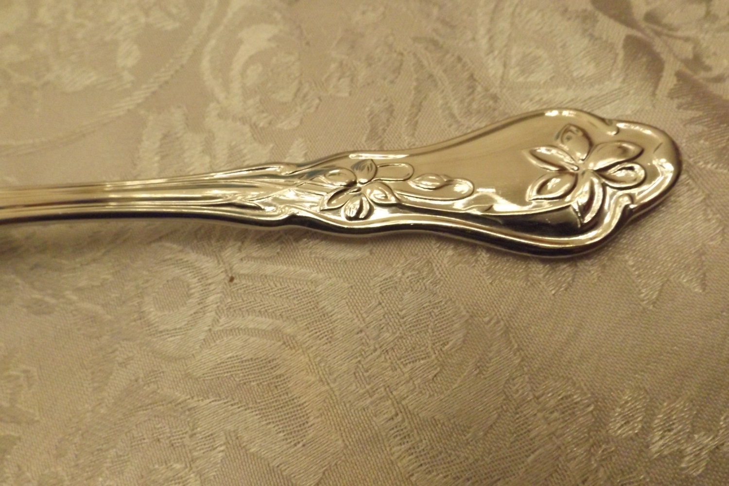 Vintage Flatware Korea Wallace 18/8 Stainless Colby Service for 8+ 60