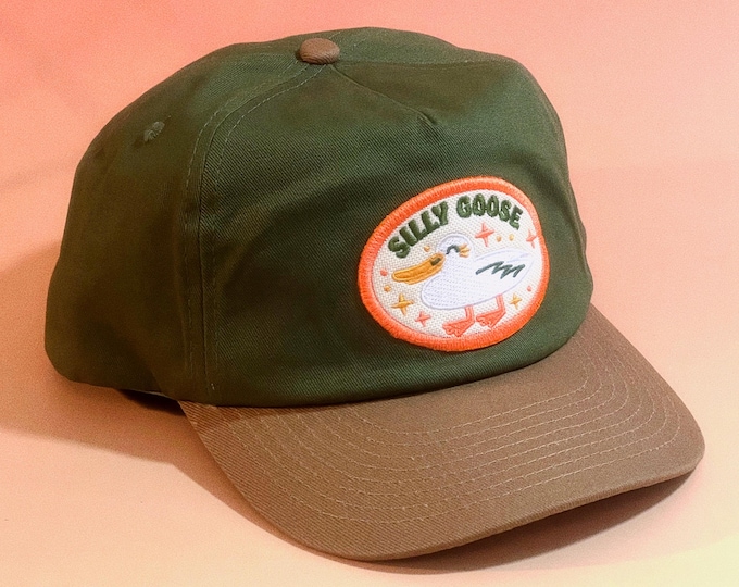 Silly Goose Retro Two-Tone 5-Panel Floppy Cap