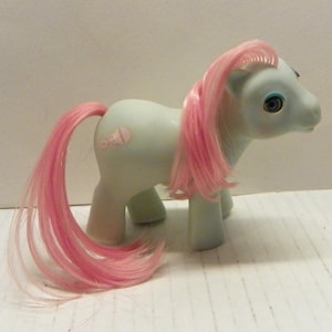 Vintage My Little Pony Beddy Bye Eyes Baby Cuddles READ, Hasbro G1  Pony 1986 , MLP Baby Pony , My Little Pony Generation 1 Sleepy Pony
