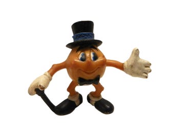 1982 Official Pac-Man Collectible Arcade Figure #4503 Mr Pac-Man  , 1980&#39;s Coleco Pac Man Vinyl Figure by Midway , Mr Pac-Man Top Hat 2&quot; Toy