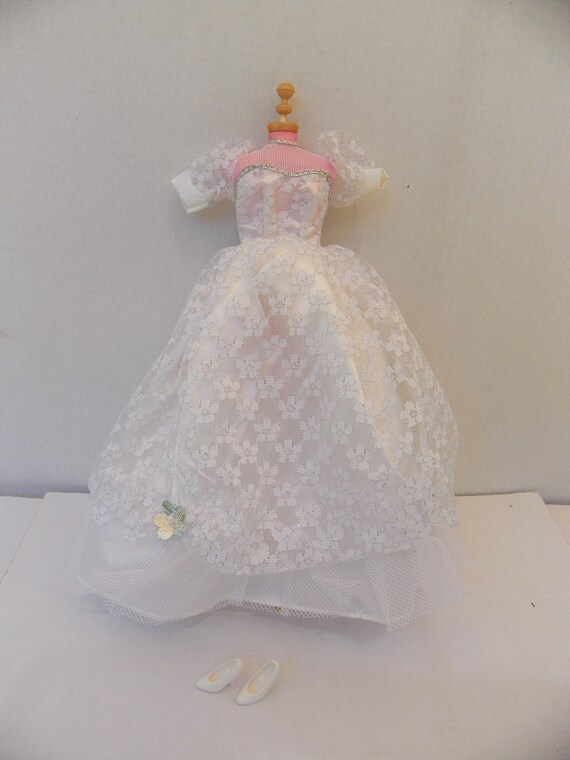 barbie wedding dress vintage