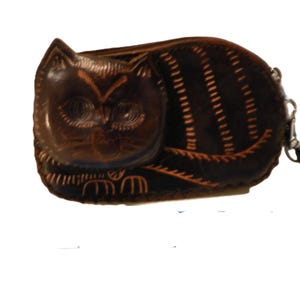 Cartera de mano vintage de cuero repujado con forma de gato, monedero de cuero, billetera vintage, monedero de cuero repujado marrón oscuro con forma de gato