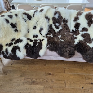 Original, Natural GIANT Rug spotted, Genuine Natural Sheepskin Rugs, Exclusive Rug Throw Rugs Carpet Outdoor Rugs Cheap Rugs Shag, schaffell