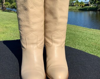 Jessica Simpson Boots - Etsy
