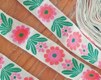 Floral Embroidered Lace Trim - 1 Inch x 1 Yard - Pink and Green - Embellish Clothing Quilts or DIY Craft Projects Folklore Style