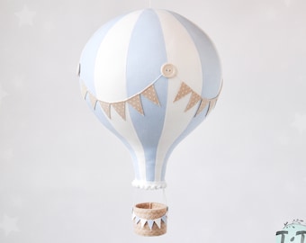 GRANDE montgolfière, décoration de chambre d'enfant sur le thème du voyage, style rétro en montgolfière, cadeau de baby shower, blanc cassé beige et bleu, non sexiste