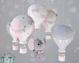 Elephant baby mobile, pastel baby mobile, hot air balloon mobile, felt elephant, elephant balloon mobile, off wihite rose gris travel mobile