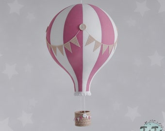 GRANDE montgolfière, décor de crèche thème voyage, style rétro, cadeau de baby shower, blanc cassé, rose foncé et beige, crèche fille, violet mauve