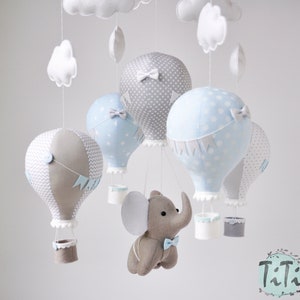 Éléphant et montgolfières bébé mobile, thème de voyage crèche, feutre éléphant, bébé bleu taupe gris mobile, bébé garçon mobile, baby shower image 5