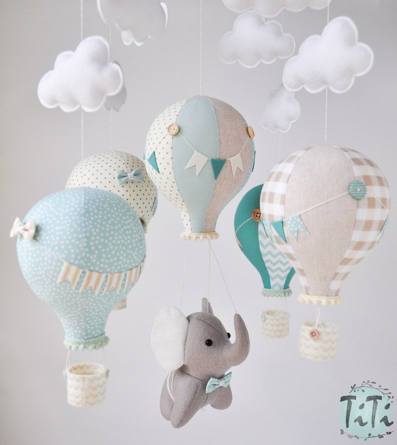 Elephant baby mobile, Travel Mobile, montgolfière mobile, balloon mobile, elephant balloon mobile, beige sage vert ivoire, style rétro image 9