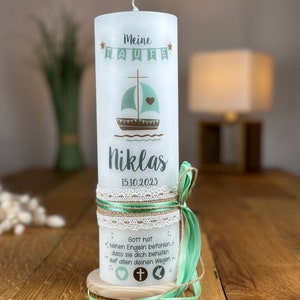 Baptism candle "Sailboat" + vintage lace ribbon + bow on the side in mint medium-mint dark (motif 319)