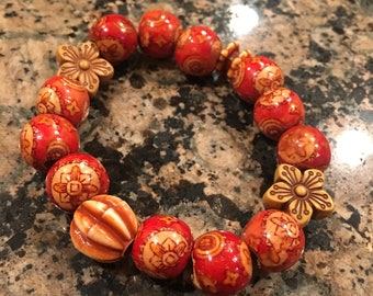 Red Floral Bead Bracelet