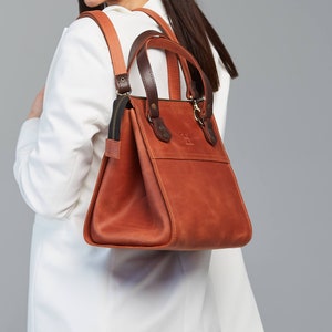 leather tote bag, tote bags, custom tote bag, tote bag with zipper, personalized tote bag, bridesmaid tote bag, bridesmaid gifts image 3